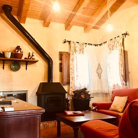 La Casa Del Cartero Pablo Guest House Saldana de Ayllon Екстериор снимка