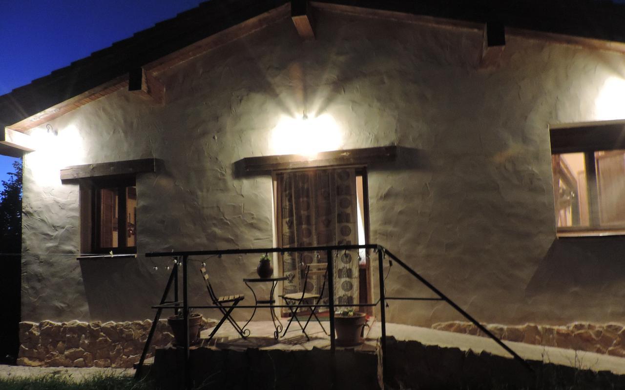 La Casa Del Cartero Pablo Guest House Saldana de Ayllon Екстериор снимка