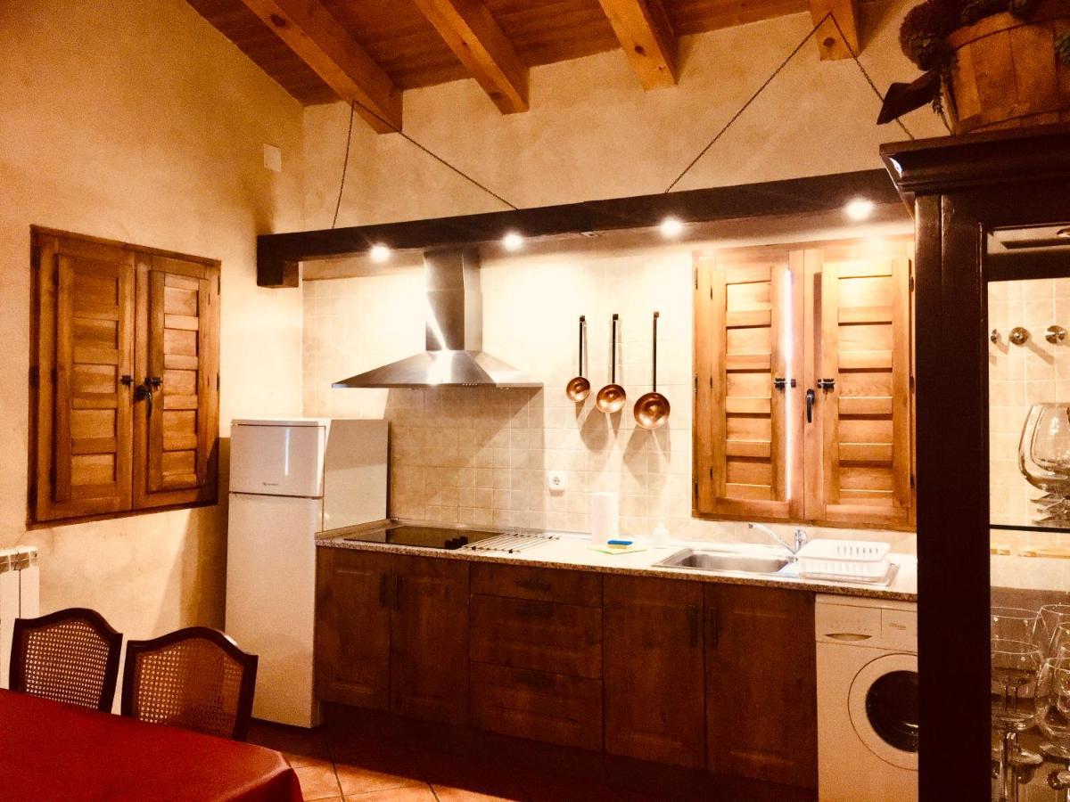 La Casa Del Cartero Pablo Guest House Saldana de Ayllon Екстериор снимка