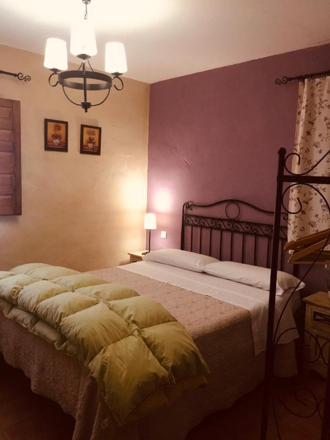 La Casa Del Cartero Pablo Guest House Saldana de Ayllon Екстериор снимка